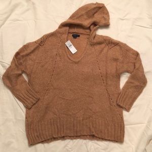 NWT American Eagle Hooded yellow sweater